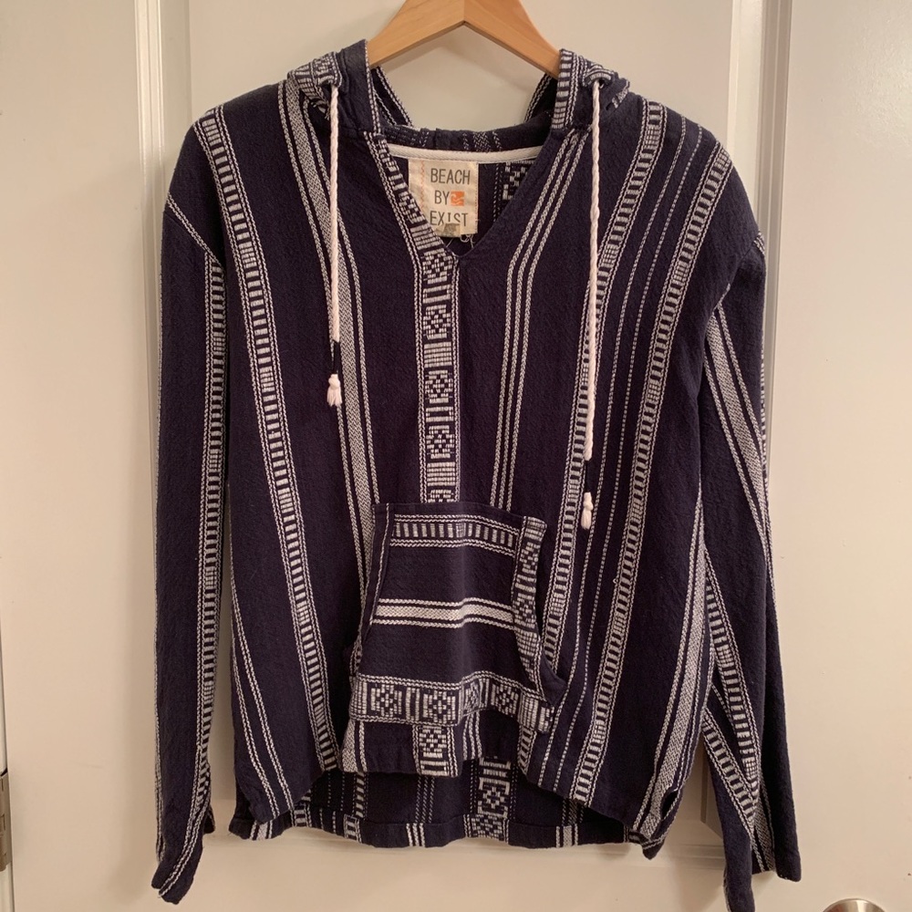 Navy and white drug rug